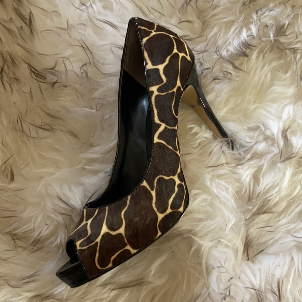 Nine West peep toe pumps sz 6.5